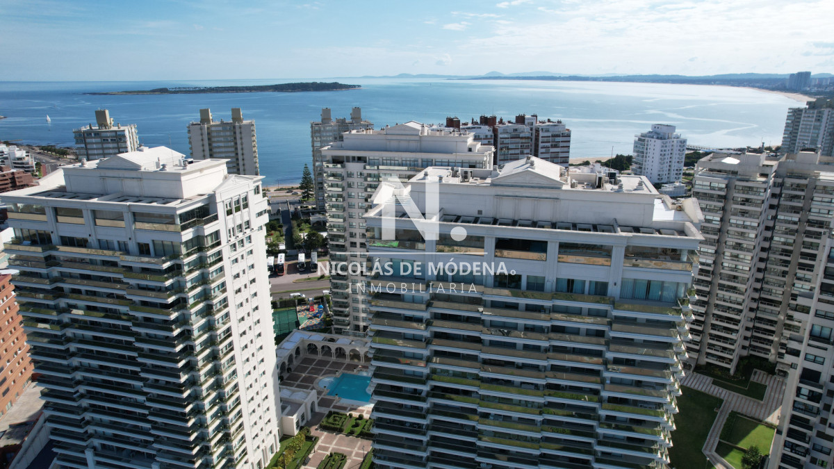 style="height:120px;object-fit:cover;"