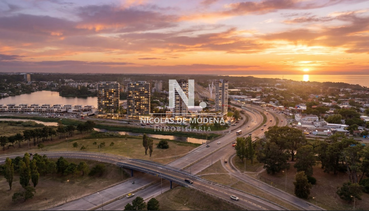 style="height:120px;object-fit:cover;"