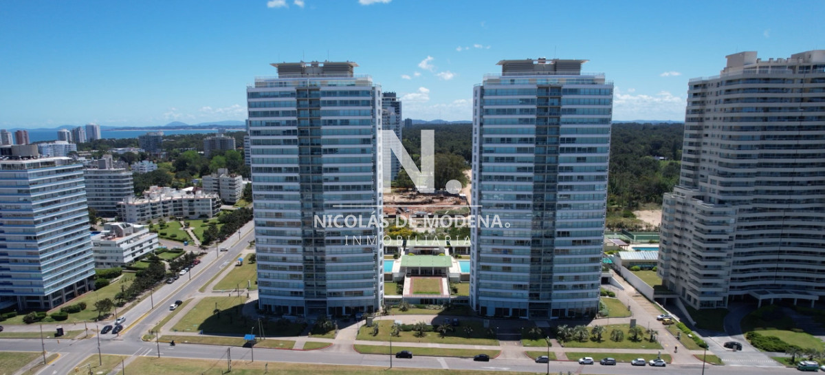 style="height:120px;object-fit:cover;"