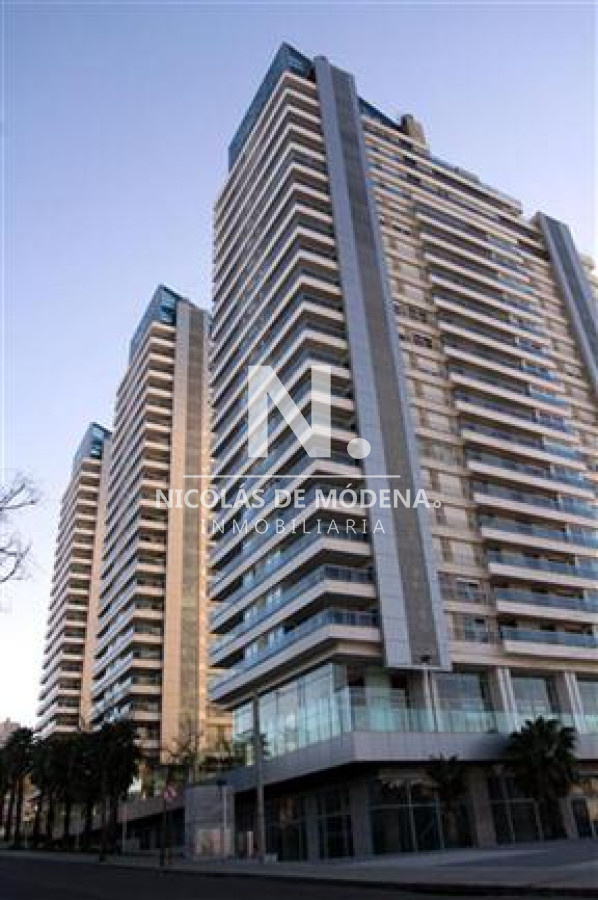 Diamantis Plaza