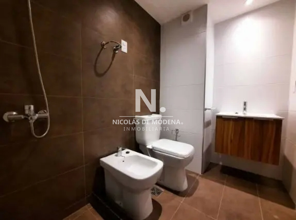 style="height:120px;object-fit:cover;"
