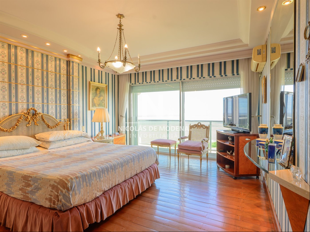 style="height:120px;object-fit:cover;"