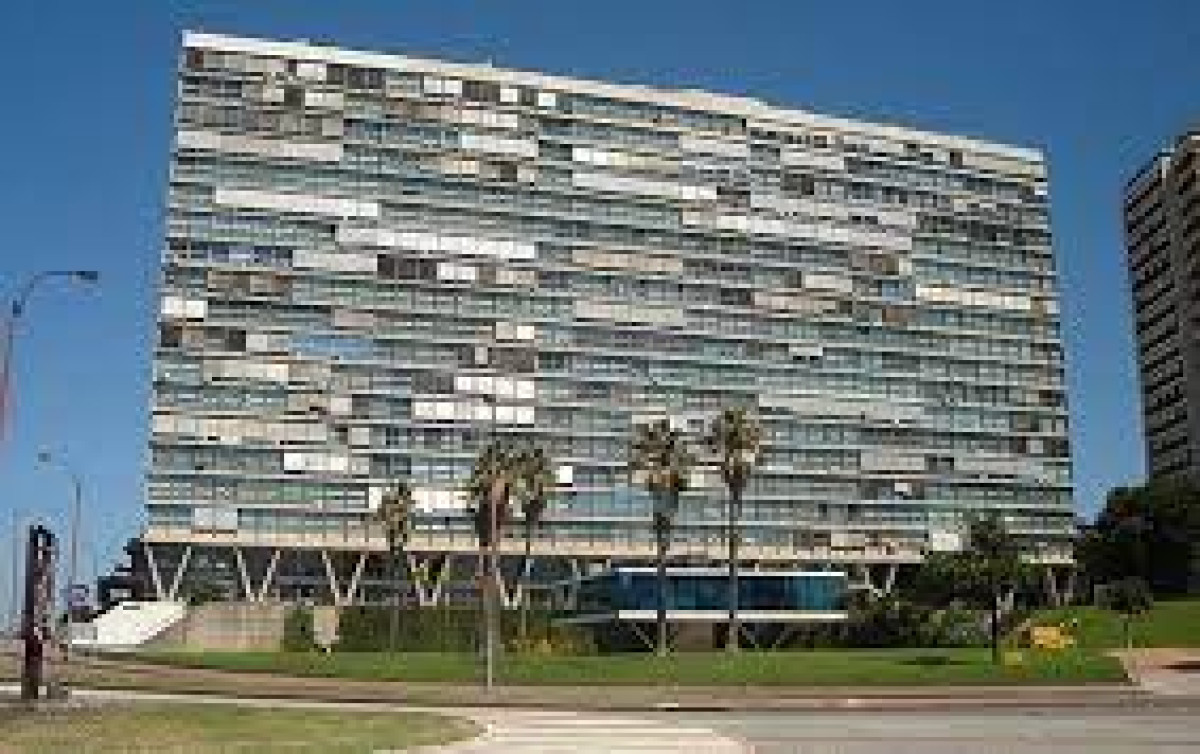 Emprendimientos y Edificios - Nicólas de Módena Inmobiliaria