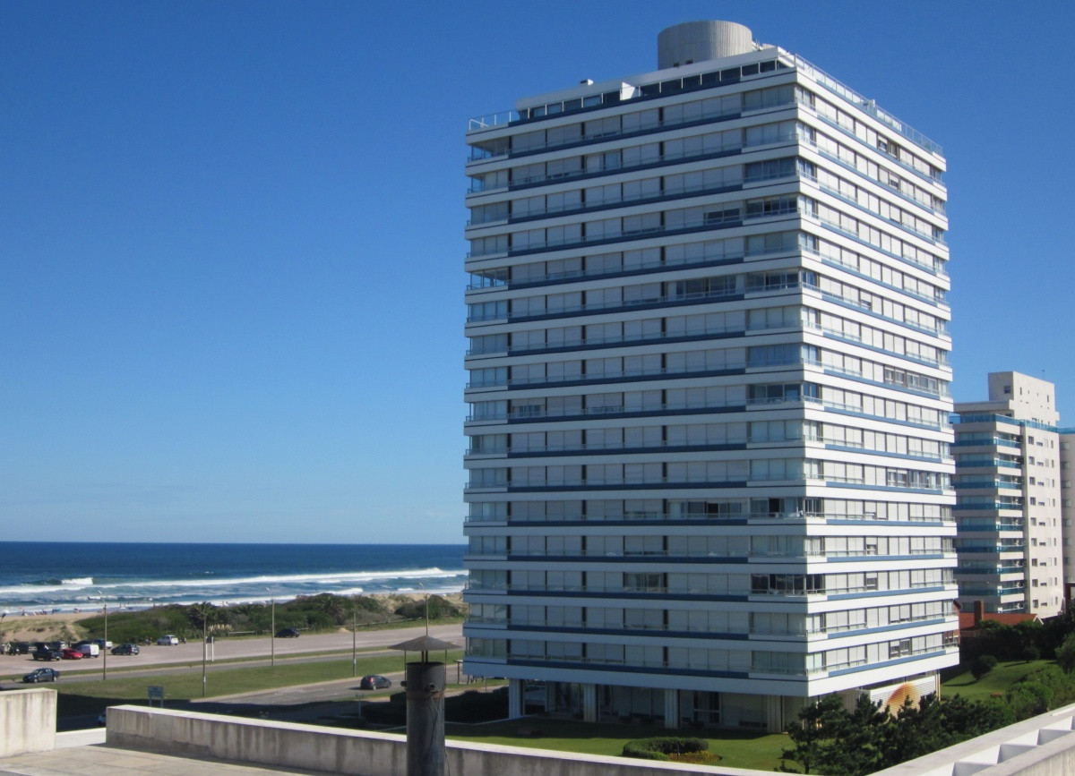 Emprendimientos y Edificios - Nicólas de Módena Inmobiliaria