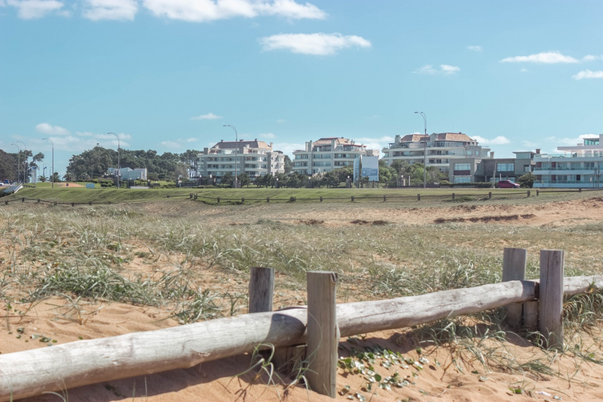 Emprendimientos y Edificios - Nicólas de Módena Inmobiliaria