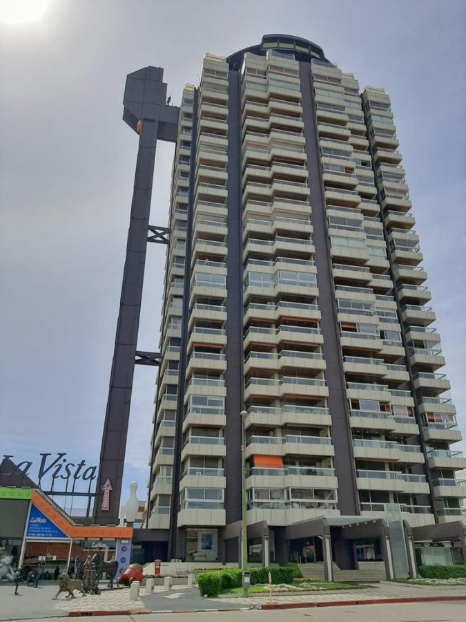Emprendimientos y Edificios - Nicólas de Módena Inmobiliaria