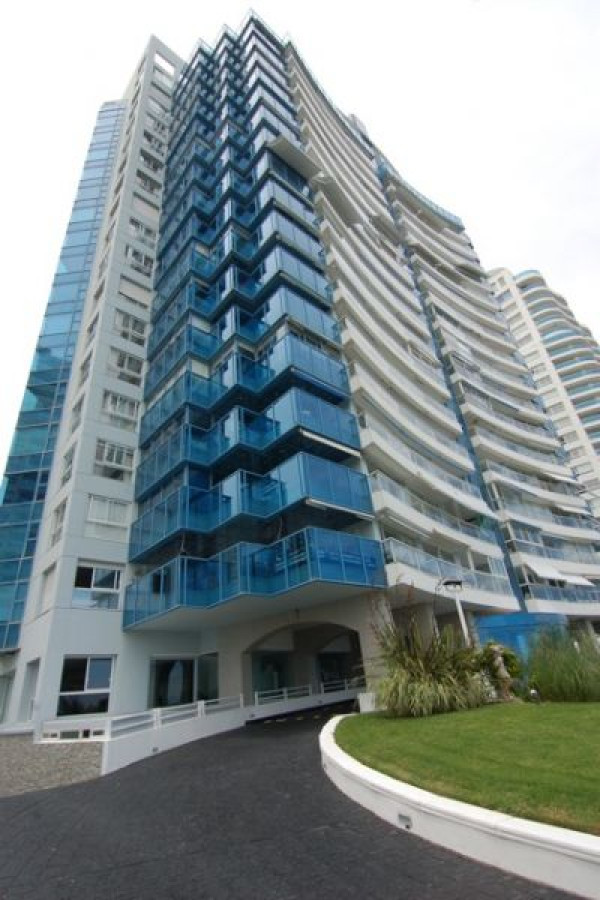 Emprendimientos y Edificios - Nicólas de Módena Inmobiliaria