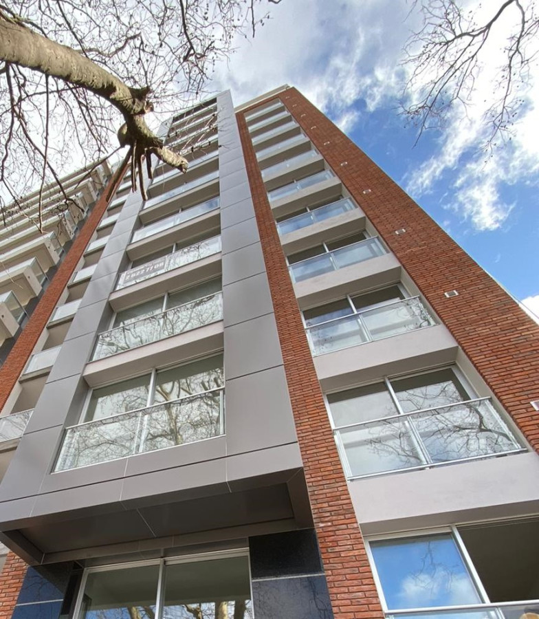 Emprendimientos y Edificios - Nicólas de Módena Inmobiliaria