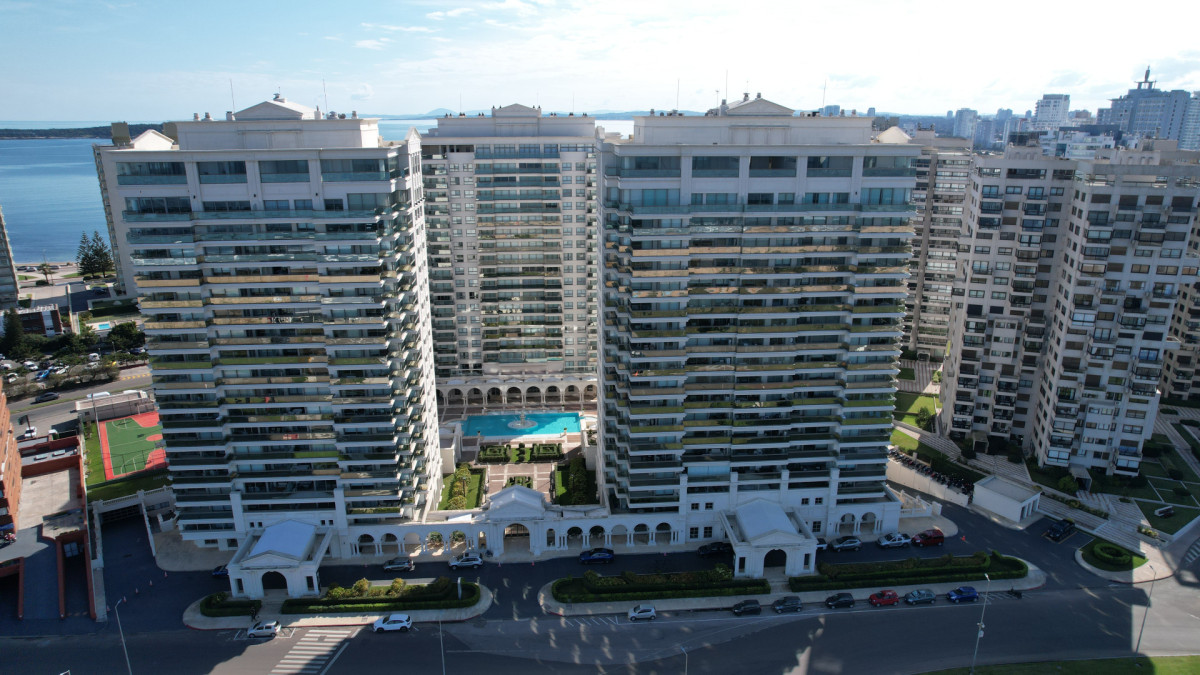 Emprendimientos y Edificios - Nicólas de Módena Inmobiliaria