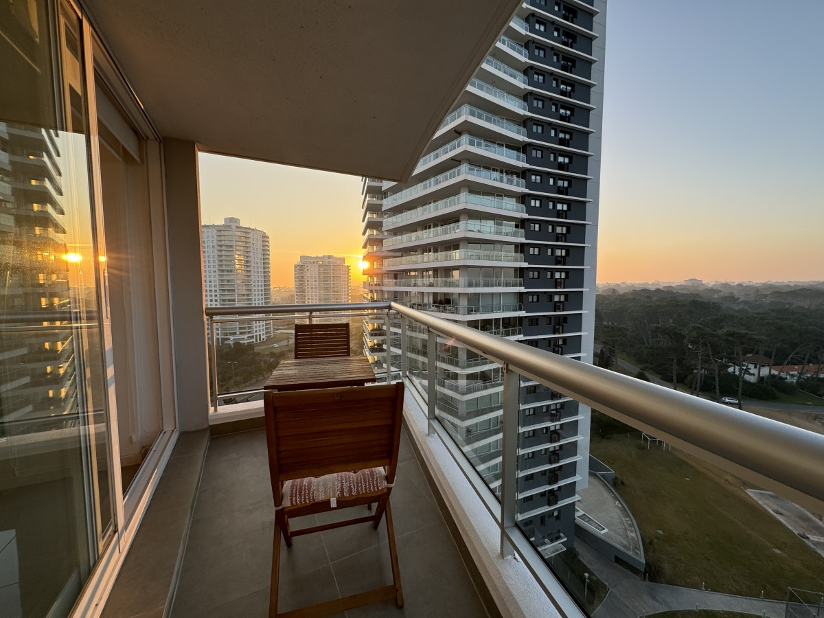 Venta apartamento 1 Dormitorio con Renta,Playa Brava, Punta del Este