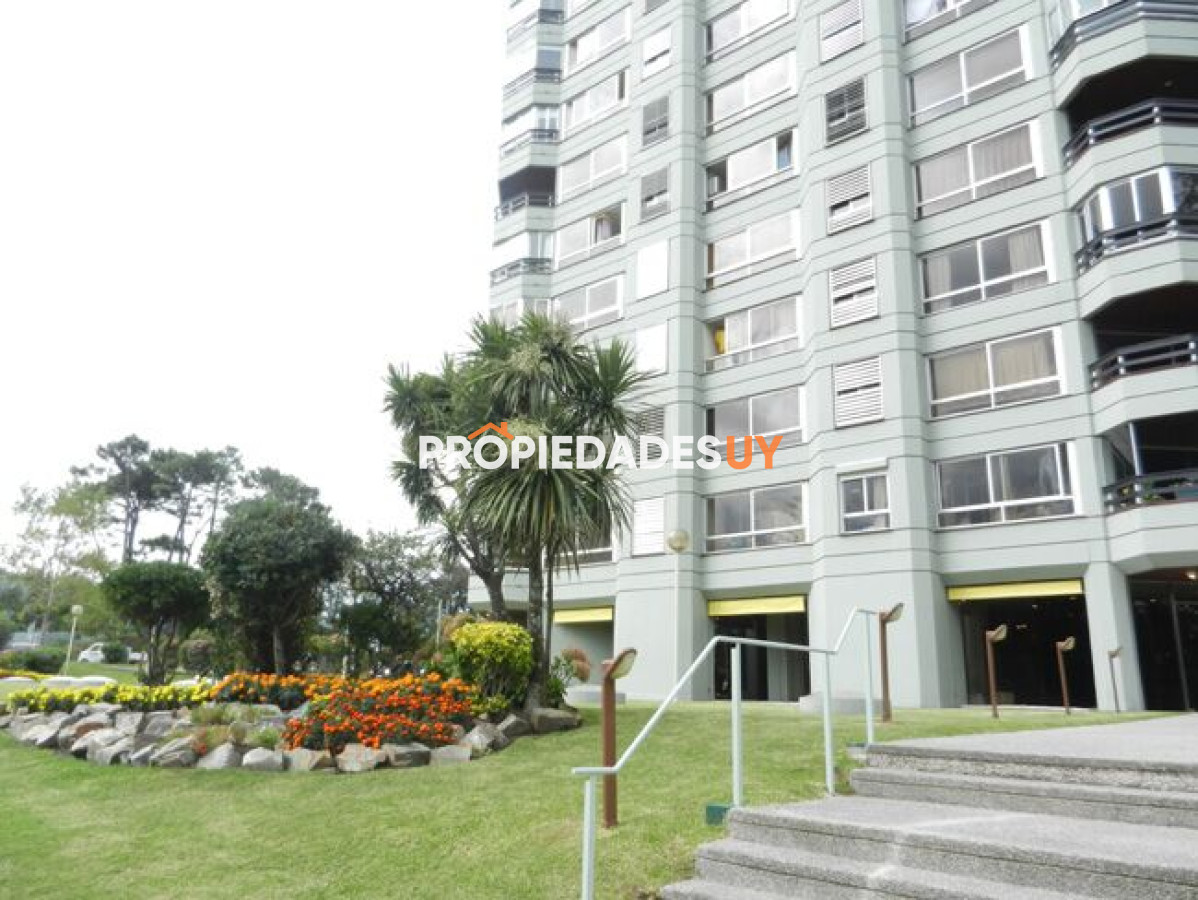 Edificio Bora Bora Punta del Este