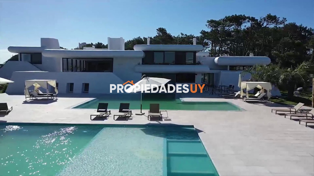 Edificio Poseidon Laguna Punta del Este