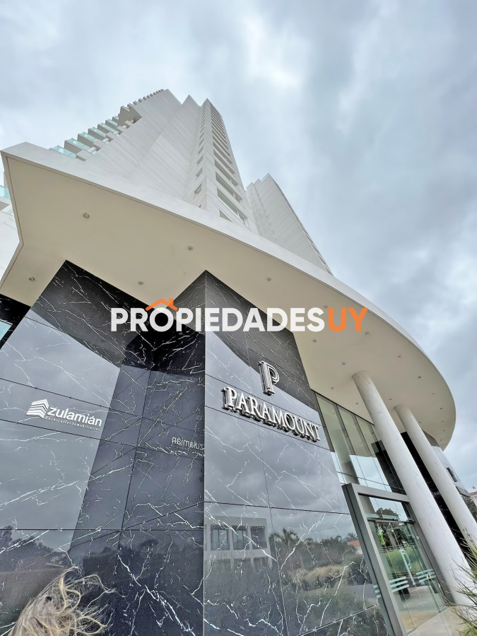 Paramount Tower Punta del Este