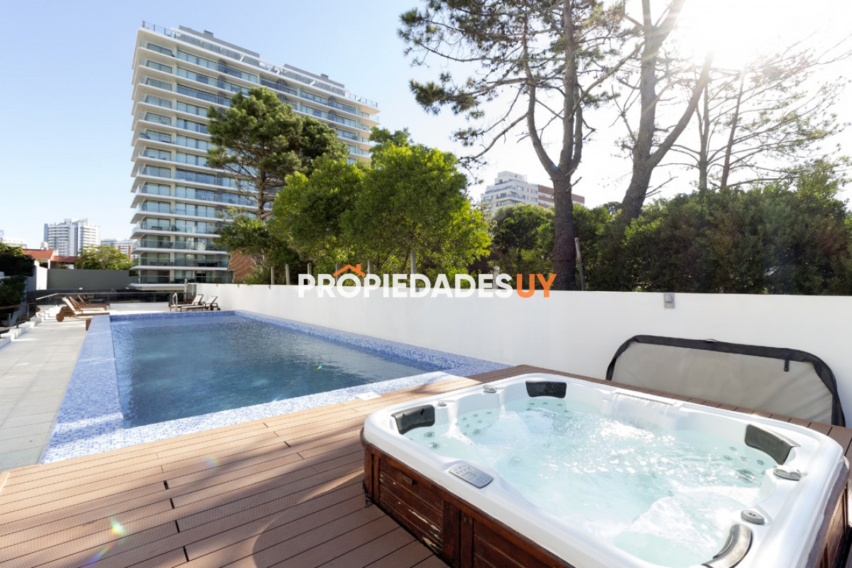 Torre Esmeralda Punta del Este
