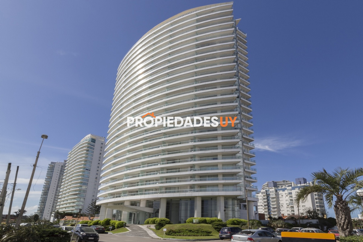 Edificio Season Tower Punta del Este