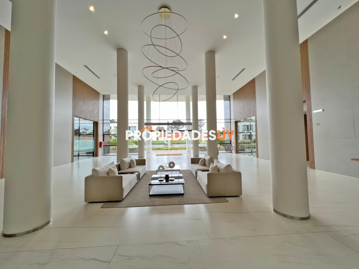 Paramount Tower Punta del Este