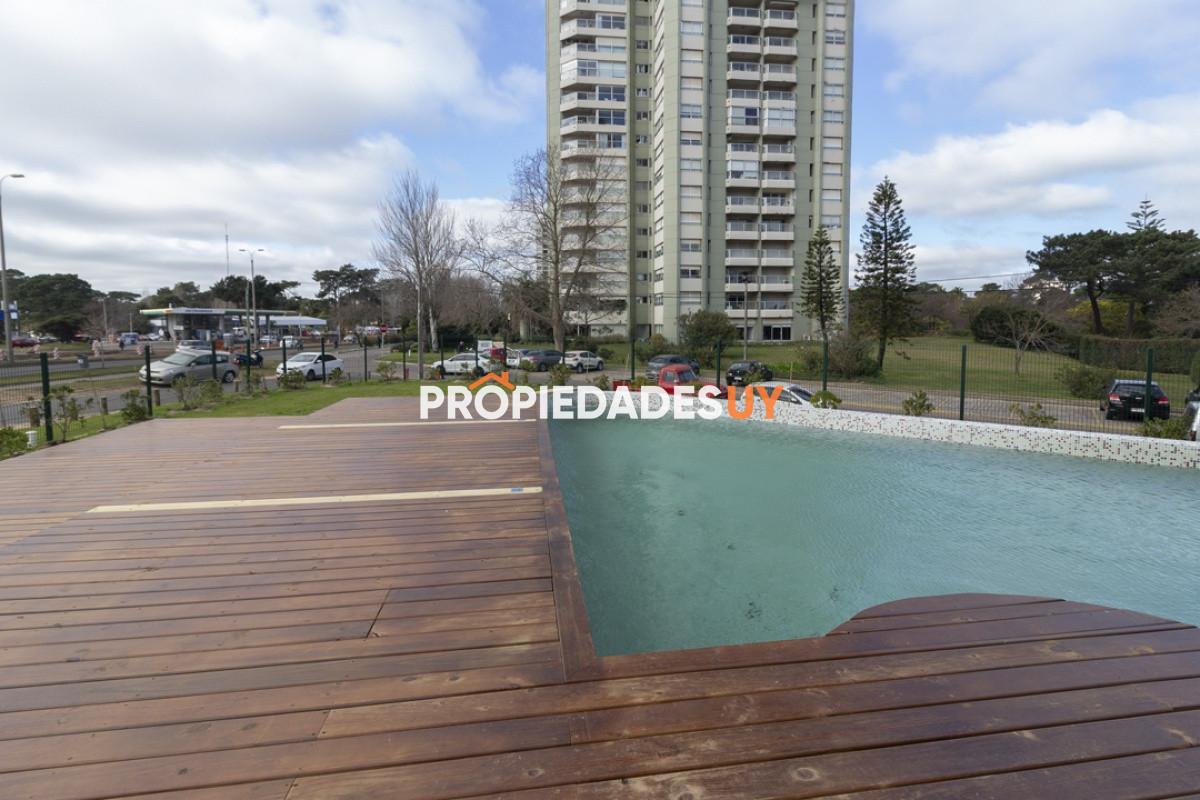 Torre Gaudi Punta del Este