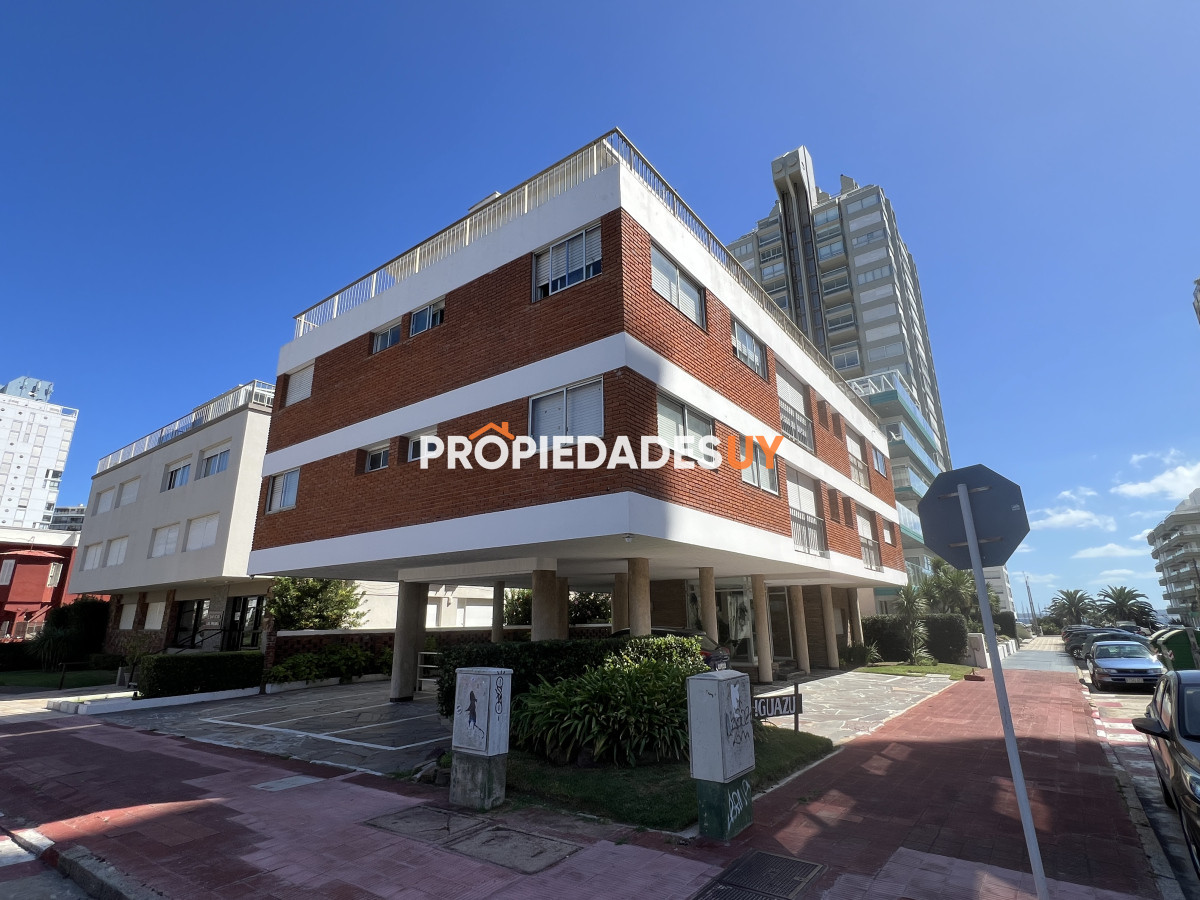 Edificio Iguazu Punta del Este