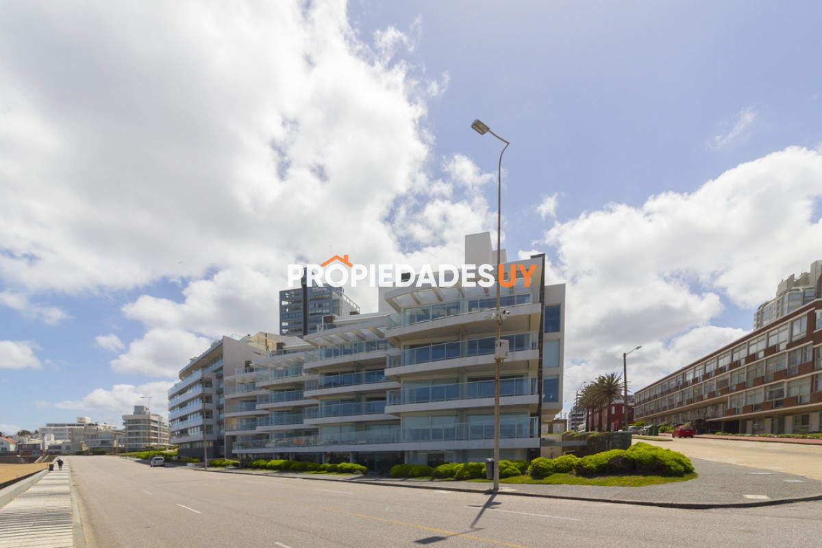 Edificio Bonaire l Punta del Este