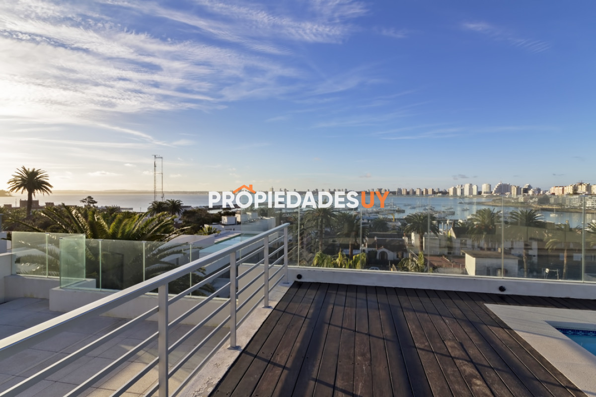Edificio Ayres del Puerto Punta del Este