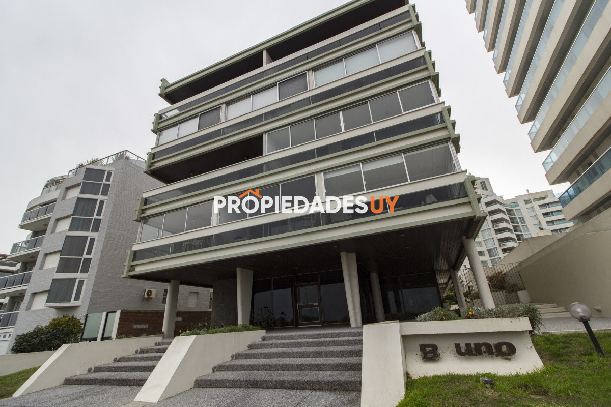 Edificio B Uno Punta del Este