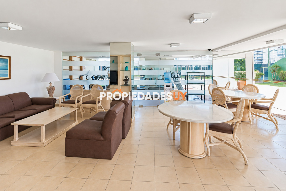 Edificio Long Beach Punta del Este