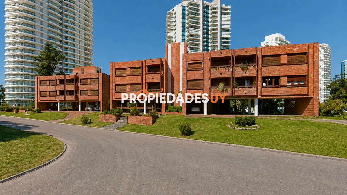Edificio Apeninos Punta del Este