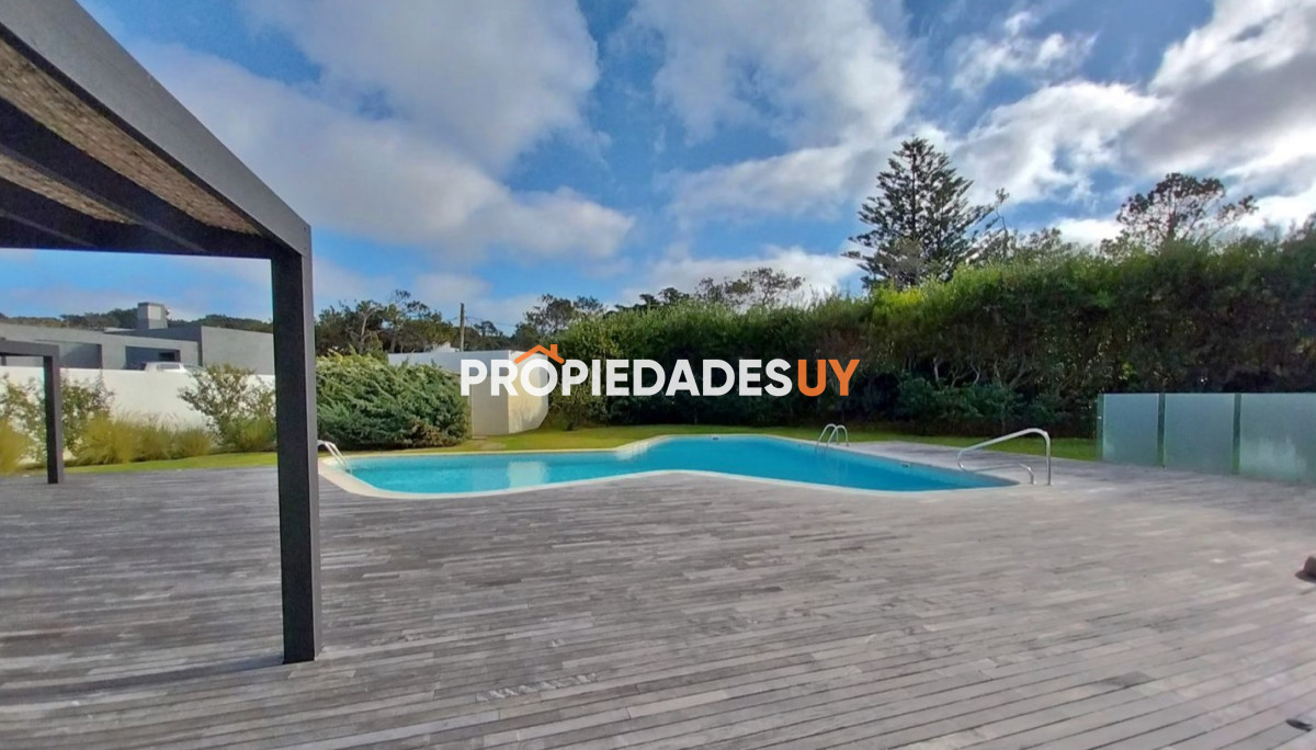 Edificio Blue Bird Punta del Este
