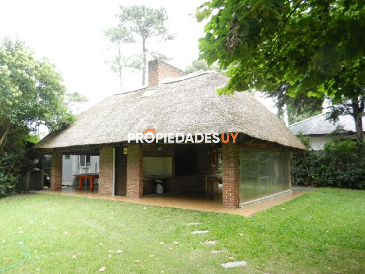 Edificio Bora Bora Punta del Este