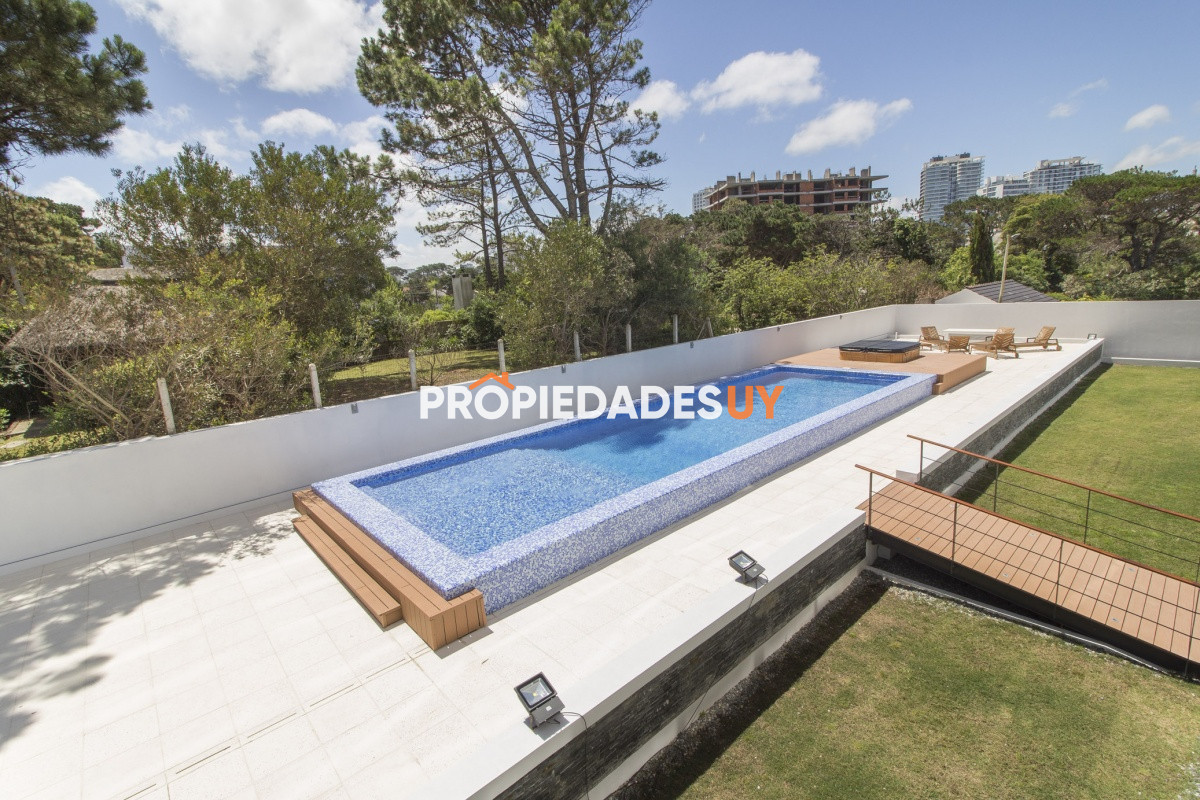 Torre Esmeralda Punta del Este