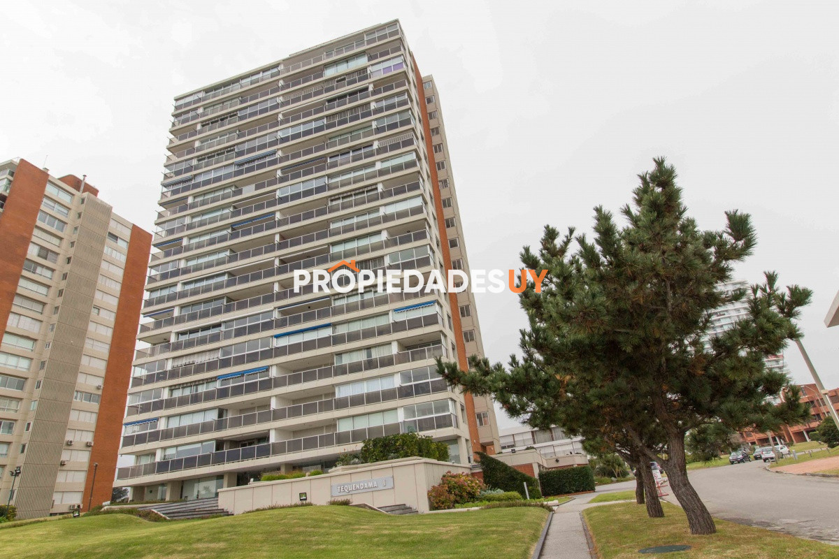 Edifico Tequendama l Punta del Este