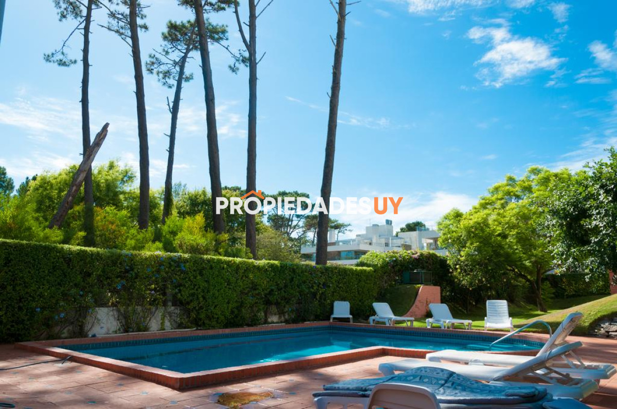 Edificio Villa Giardino Punta del Este