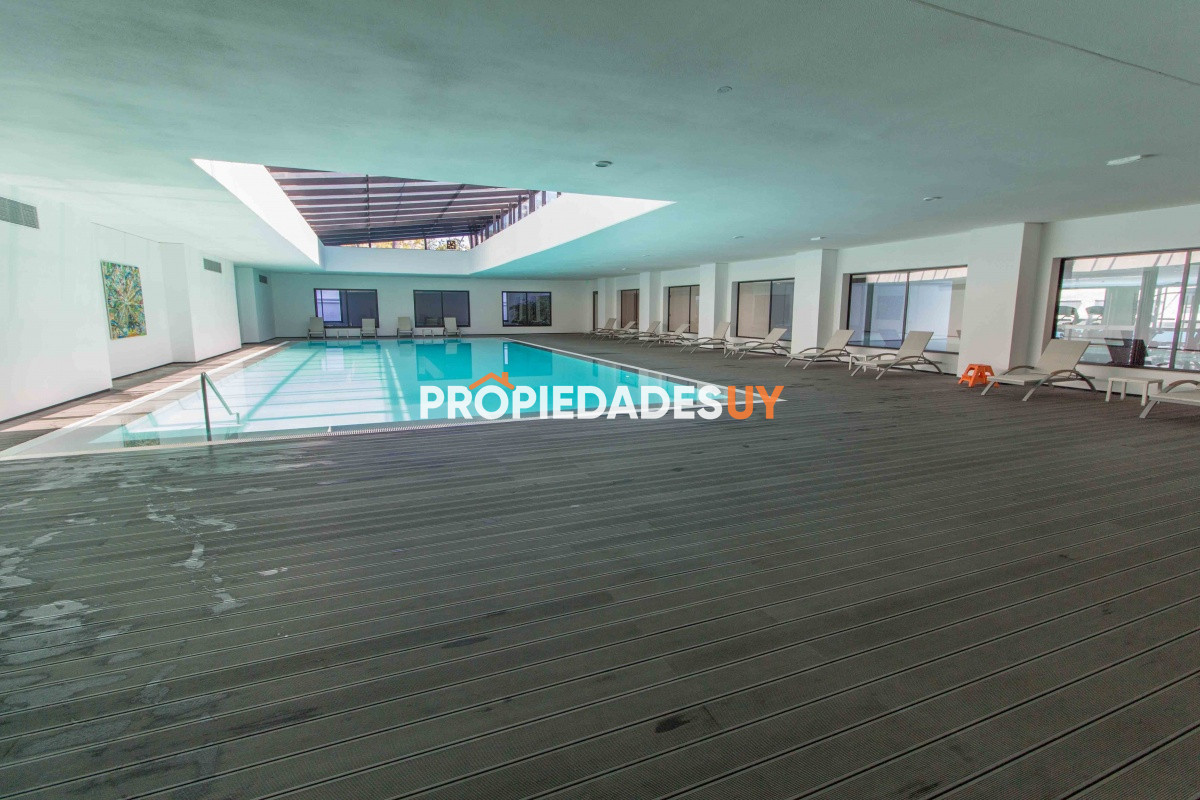 Roosevelt Center Punta del Este
