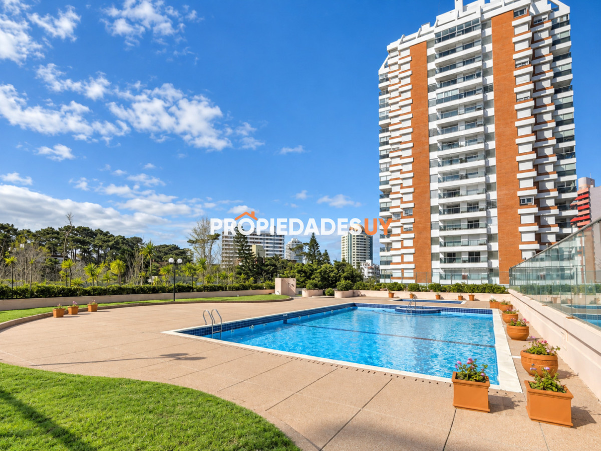 Edificio Long Beach Punta del Este