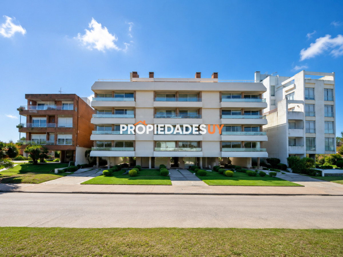 Edificio Cozumel Mansa Punta del Este