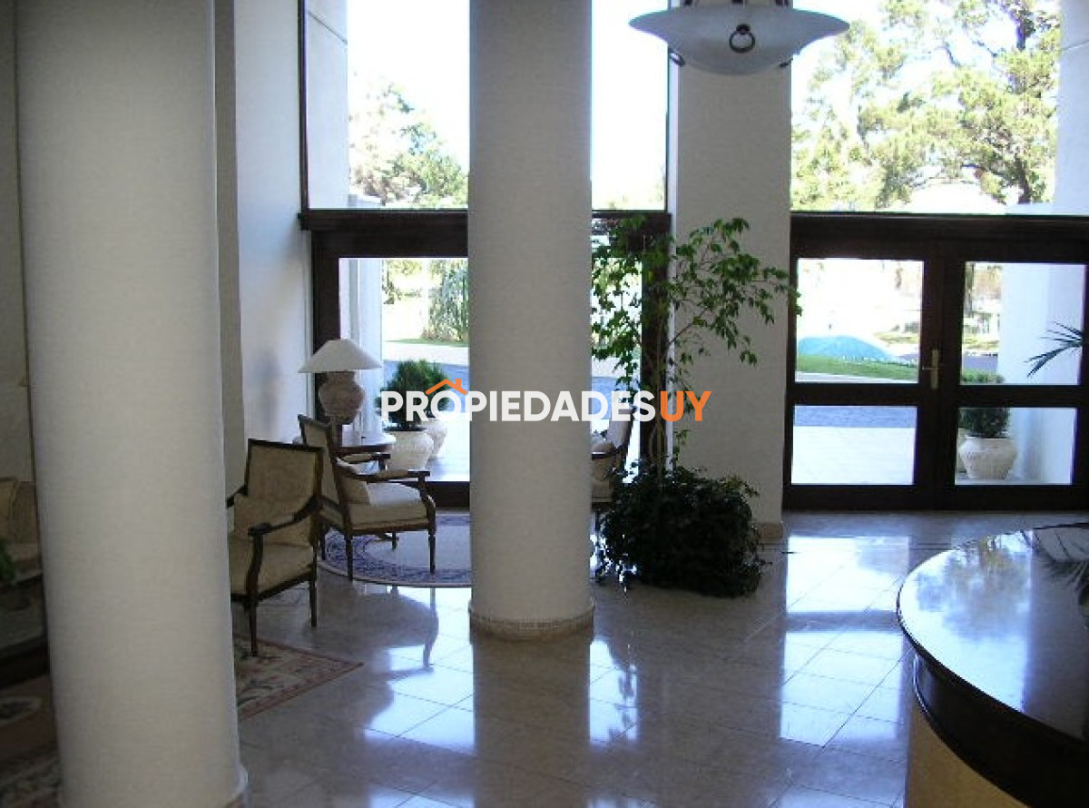 Edificio Amadeus Punta del Este