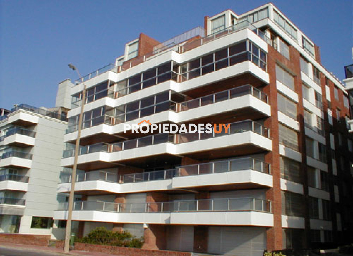 Edificio Carmel Punta del Este