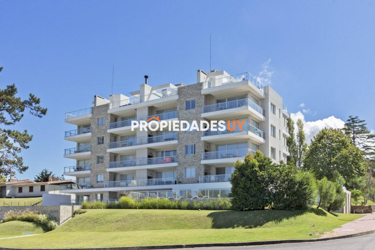 Edificio Emerald Punta del Este