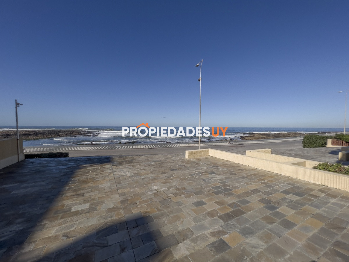 Edificio Arrecife Punta del Este