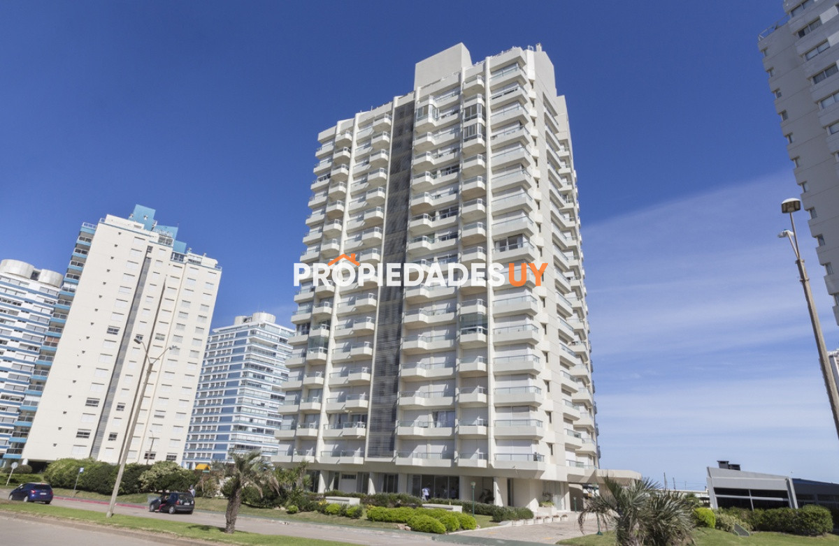 Torre marina l Punta del Este