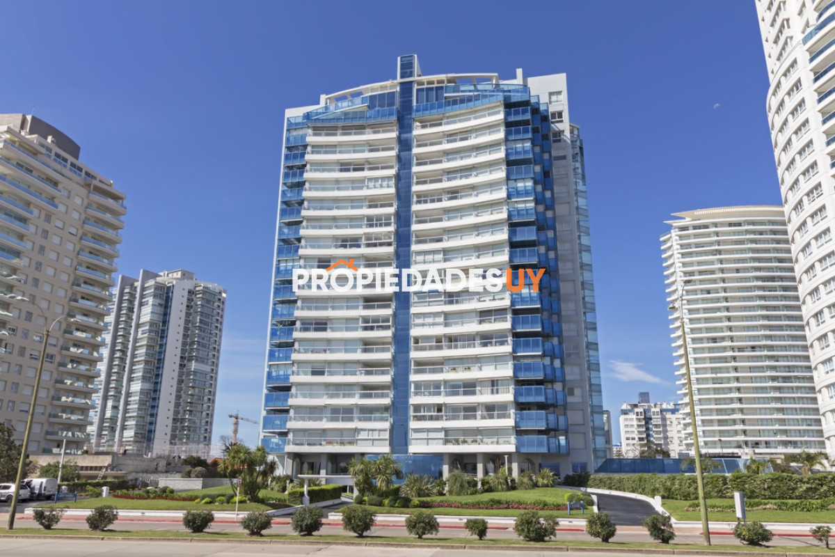 Edificio Beverly Tower Punta del Este