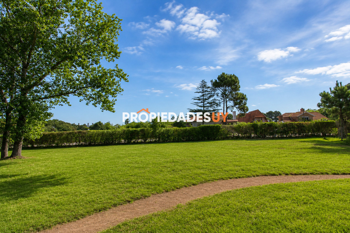 Edificio Parquemar Roosevelt Punta del Este