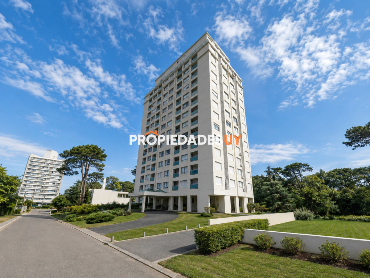 Edificio Doce Lunas Punta del Este