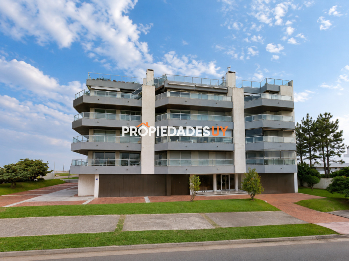 Edificio Laguna Punta del Este