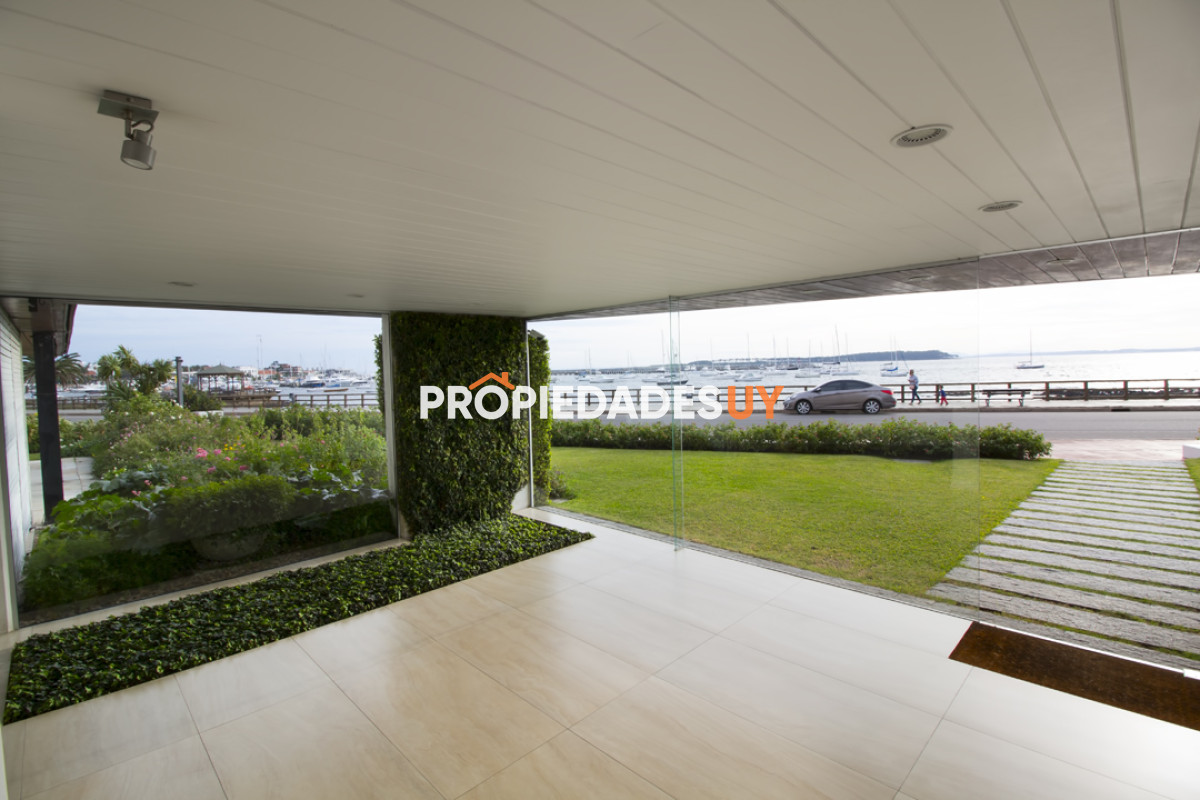 Edificio Brioni Punta del Este