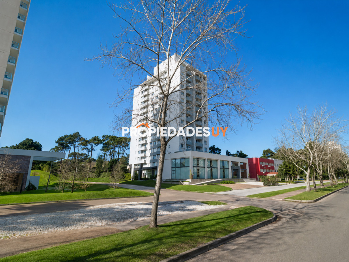 Edificio Jardines de la Sierra Punta del Este