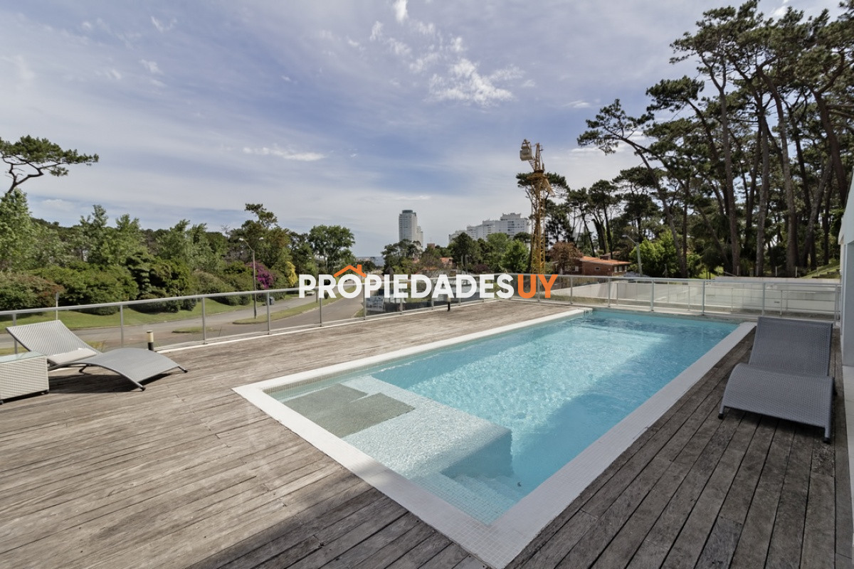 Edificio Emerald Punta del Este