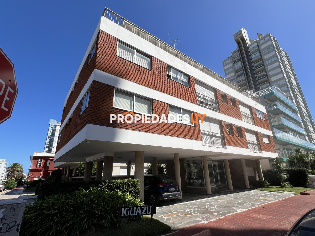 Edificio Iguazu Punta del Este