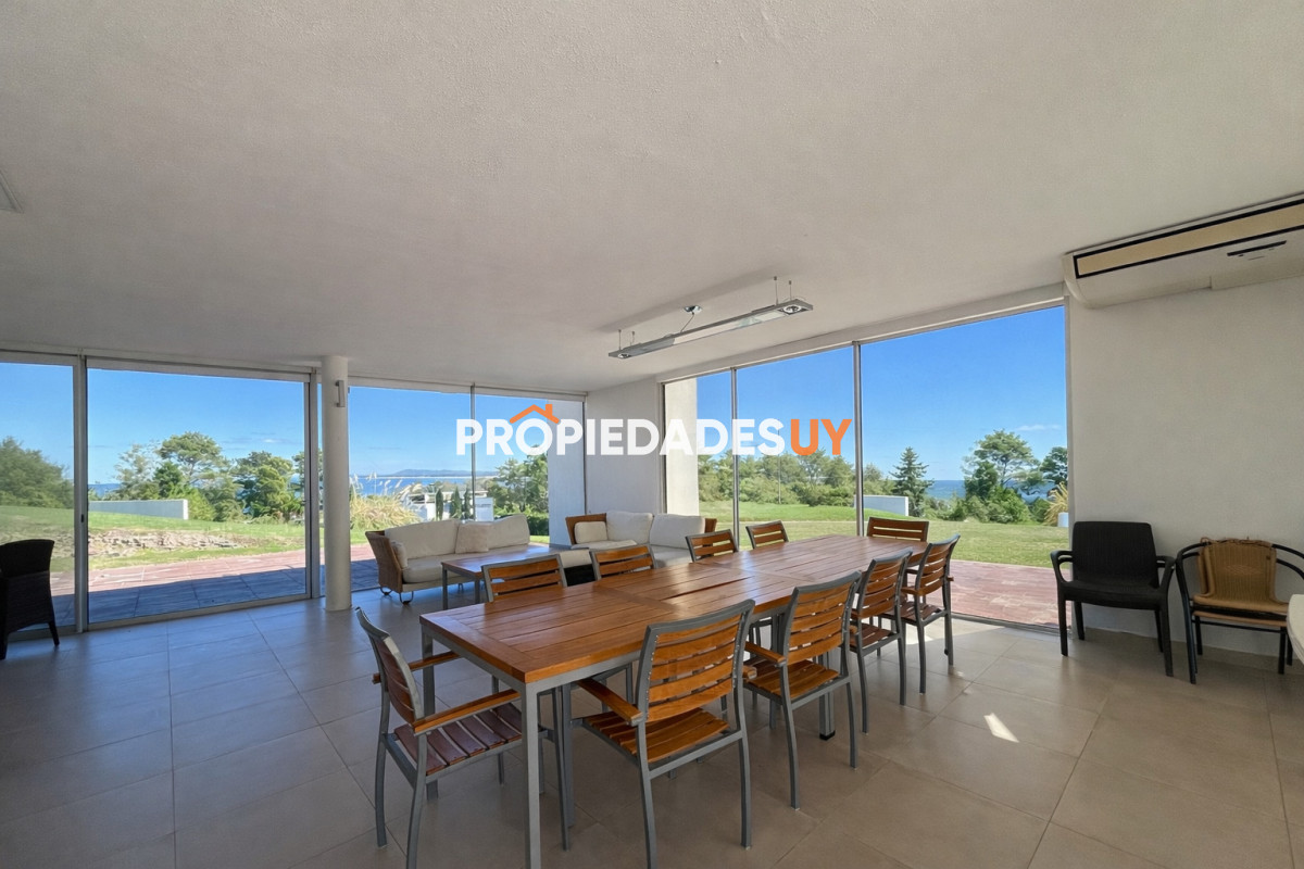 Edificio Balena Bianca Punta del Este