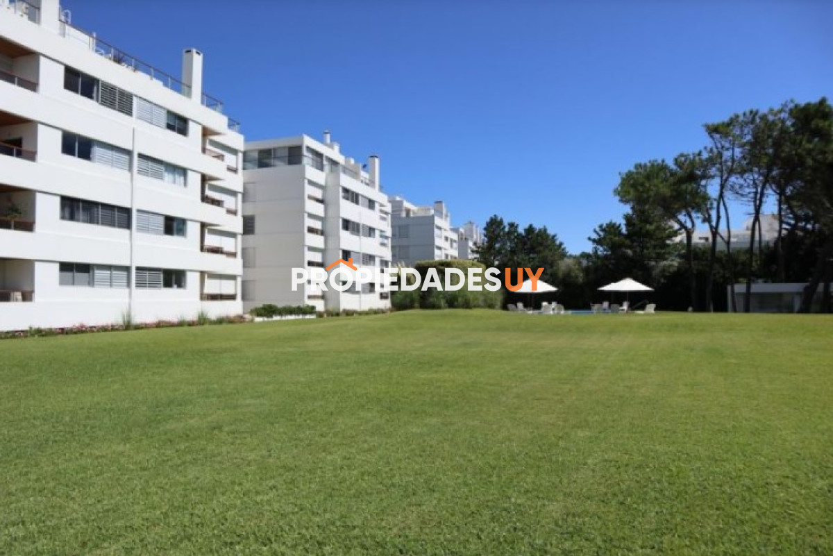Edificio Esturion Terrazas I Punta del Este